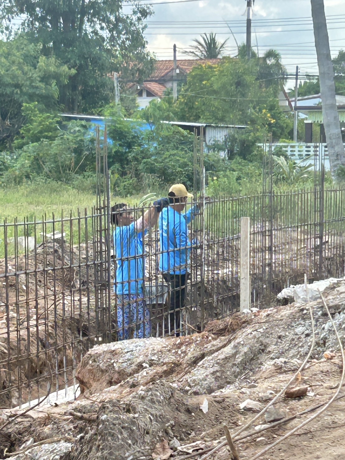 งานกำแพงกันดิน </br>ขนอม