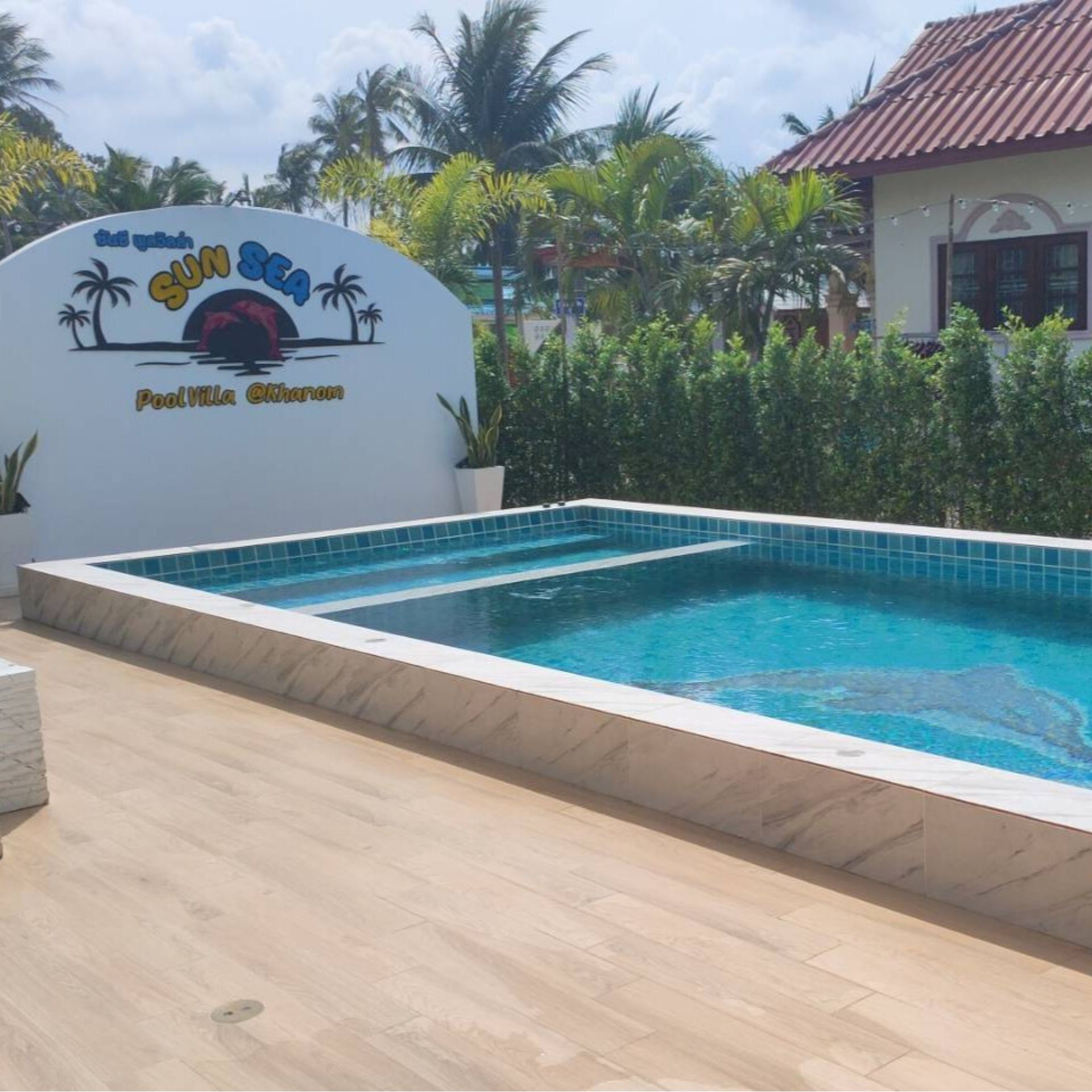 รับทำสระว่ายน้ำ ออกแบบสระว่ายน้ำ Swimming Pool