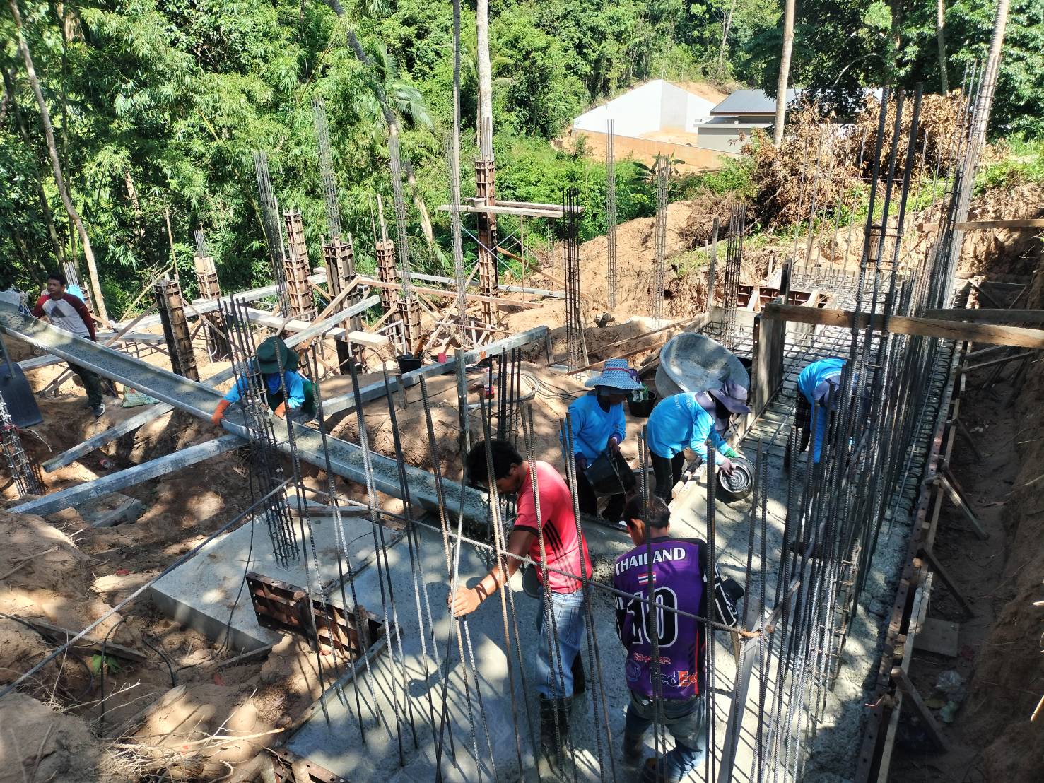 บ้าน คสล. สูง 2 ชั้น พร้อมสระน้ำ </br>เกาะสมุย