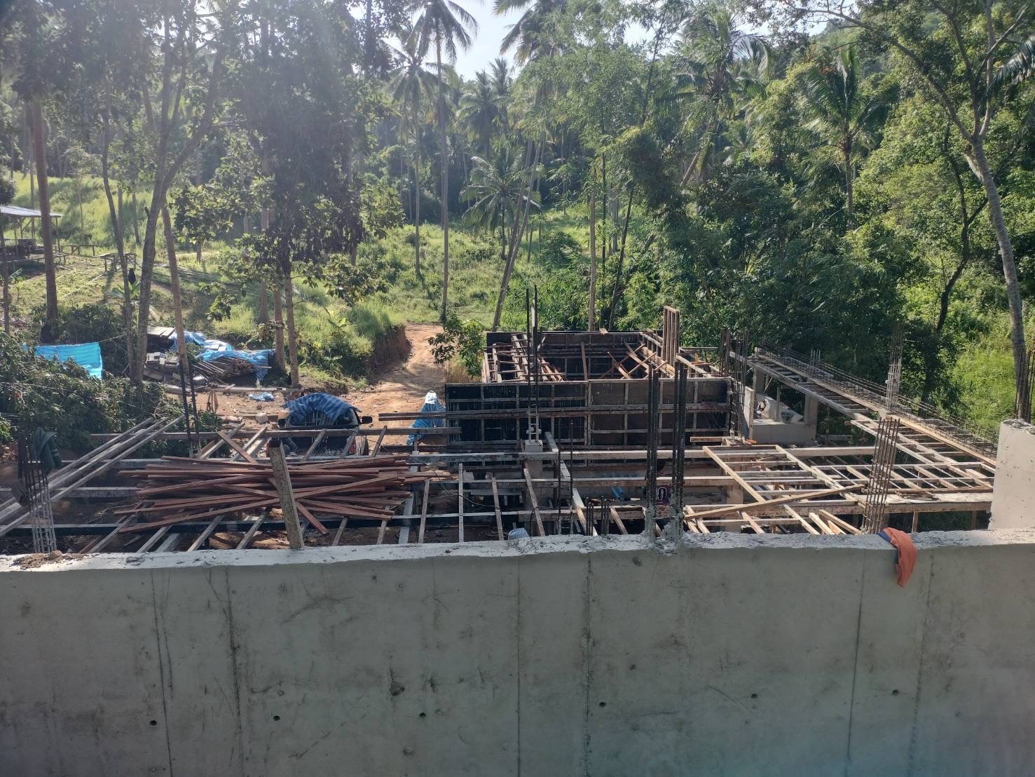 บ้าน คสล. สูง 2 ชั้น พร้อมสระน้ำ </br>เกาะสมุย