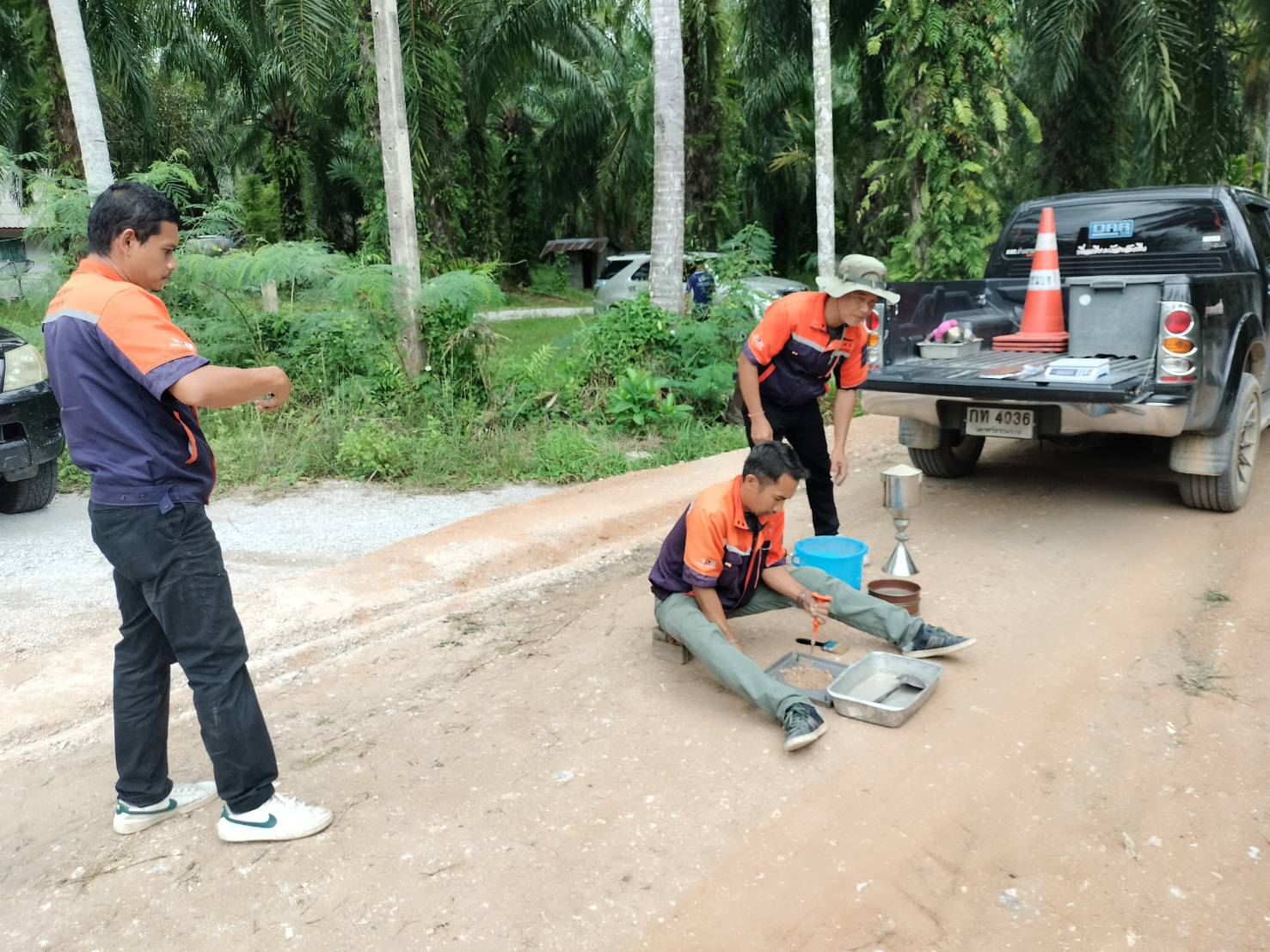 โครงการก่อสร้างถนนคอนกรีต ค.ส.ล. </br>ซอยวัดคุฏิ ขนอม