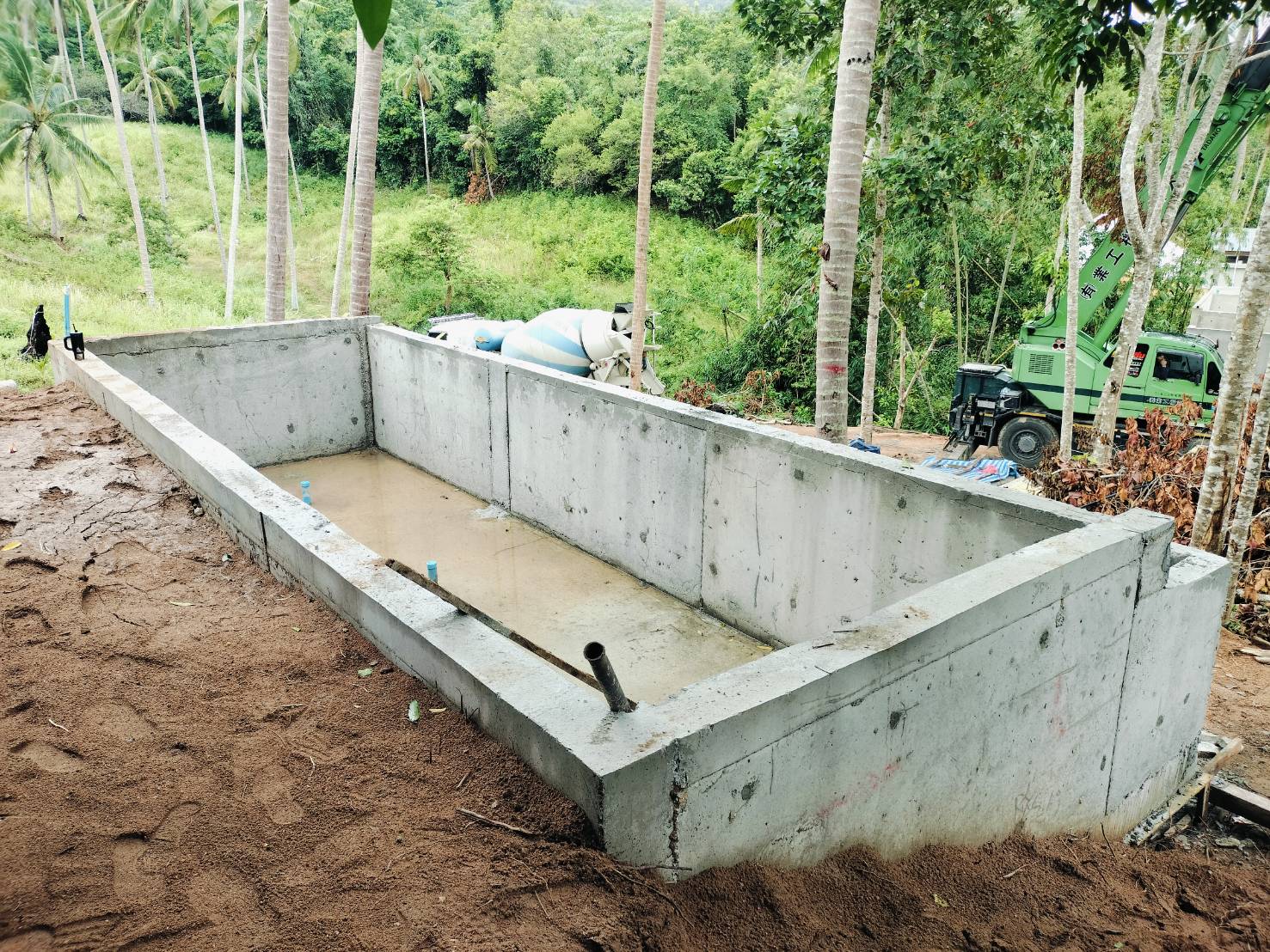 งานสระน้ำขนาด 2.90x8.00 m. </br>สมุย