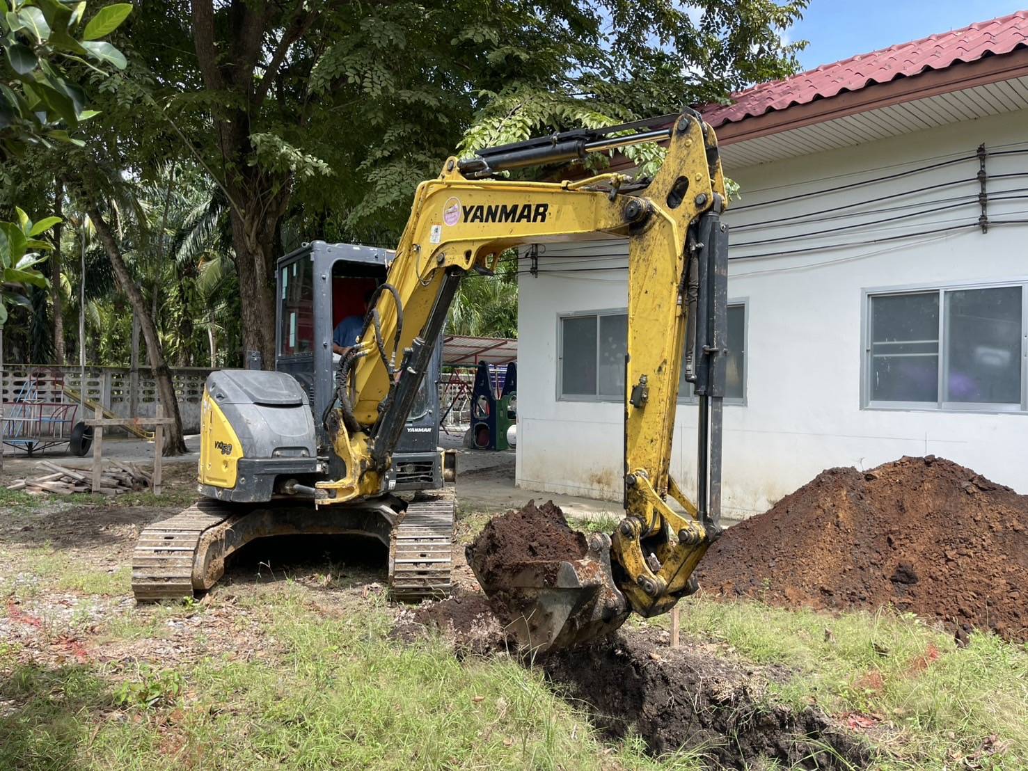 โครงการก่อสร้างห้องน้ำแยกชาย-หญิง ศพด. จงขนอม ม.2 ต.ขนอม